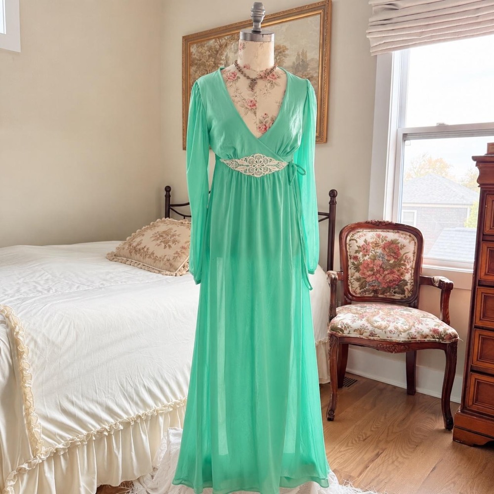 70s green nightgown  mint green long sleeve maxi dress
